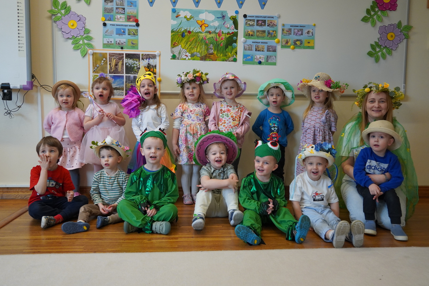 maluszki w kapeluszach