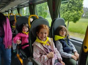 Wycieczka 5i 6 latków do Skansenu w Szczercowie