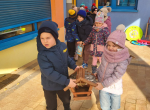 Dbamy o ptaki i zwierzęta leśne podczas zimy