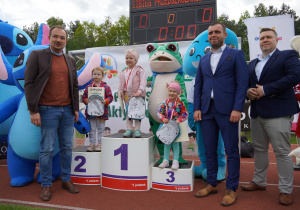 trzylatki na podium