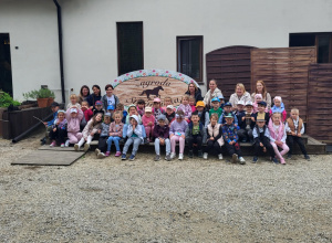 Wycieczka 4 i 5-latków do Zagrody Edukacyjnej Stefanówka