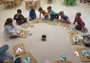 Dzieci kodują wg wzoru