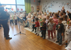 taniec do meksykanskiej muzyki