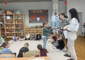 Tymuś otrzymuje dyplom