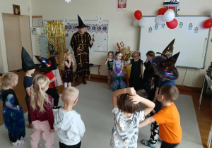 wspólna zabawa przy muzyce