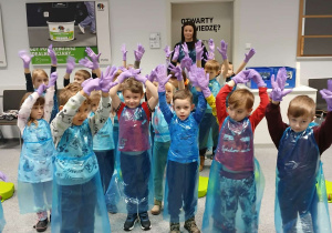 Przedszkolaki gotowe do pracy