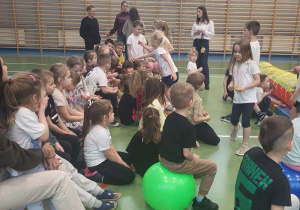 czekamy na wręczenie upominków