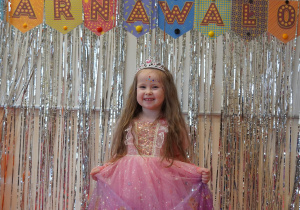 Lena prezentuje swój strój