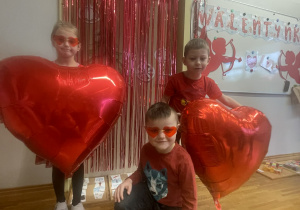 Dzieci z serduszkami