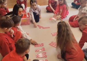 Układamy napis walentynki