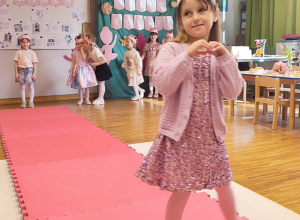 Dzień Kobiet w 5-latkach