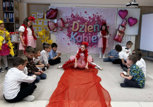 Wybieg po czerwonym dywanie