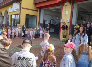 Wizyta przedszkolaków w OSP w Łuszczanowicach